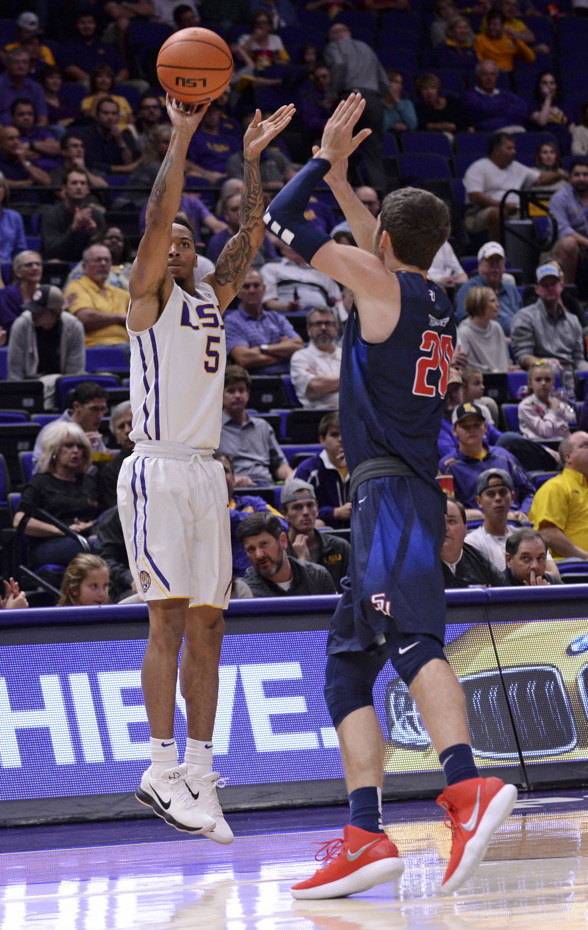 samfordlsu.111617 HS 567.JPG